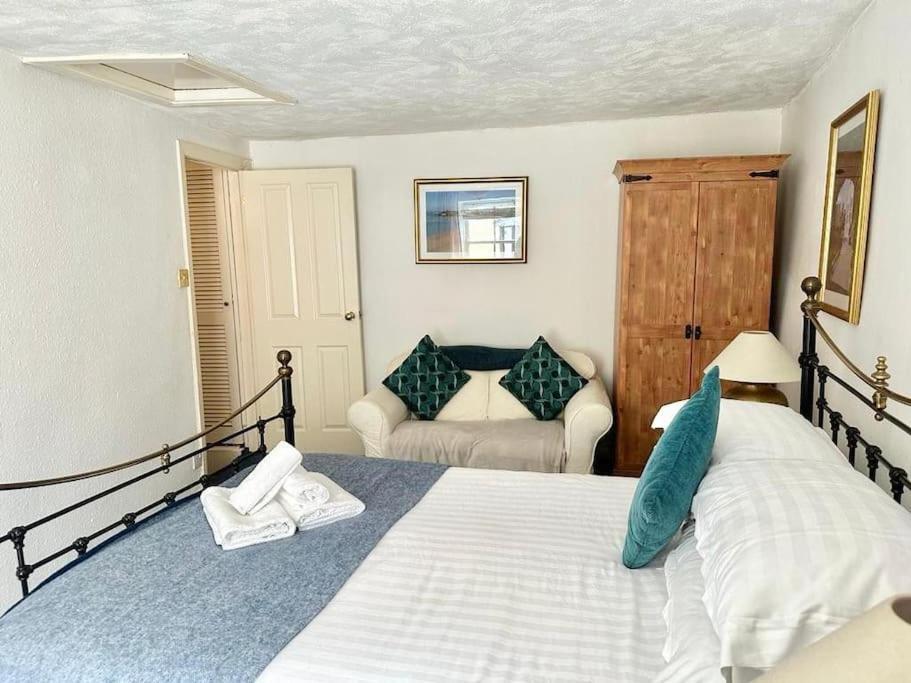 Ship Cottage Tenby Beach 50M Eksteriør bilde